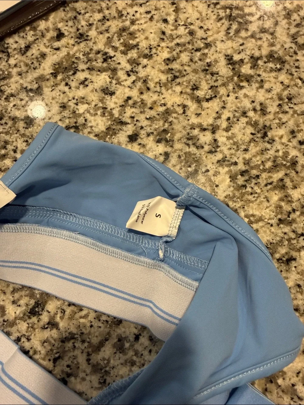 ALO Yoga Light Blue Piped Sports Bra & Leggings Set